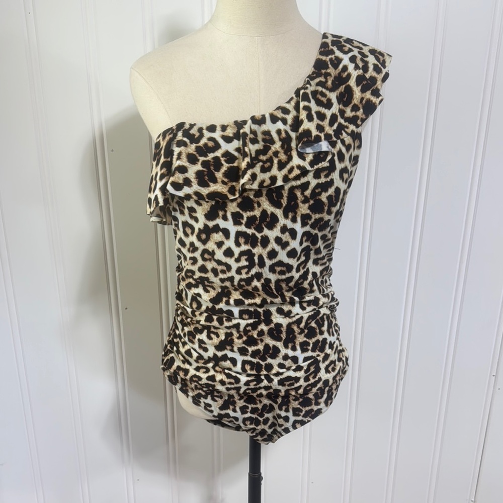 Hilor Leopard Print One-Shoulder Swimsuit size 14